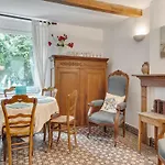 Charming In Viroinval Le Mesnil