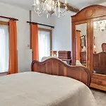 Charming In Viroinval