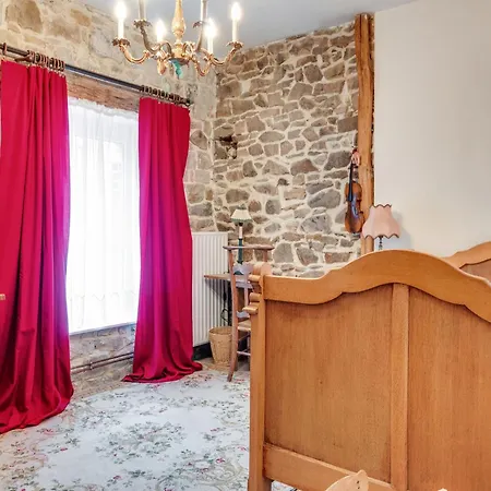 בית נופש Charming In Viroinval