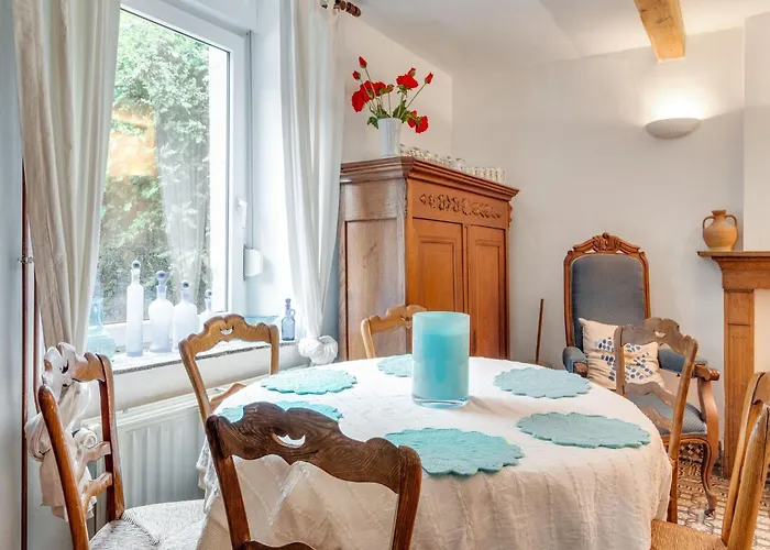 Charming In Viroinval *