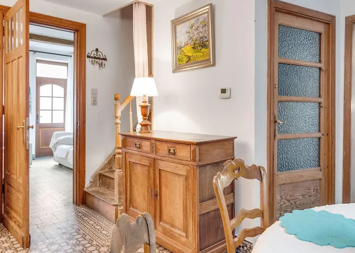 Charming In Viroinval